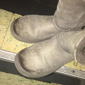 Grey Ugg’s